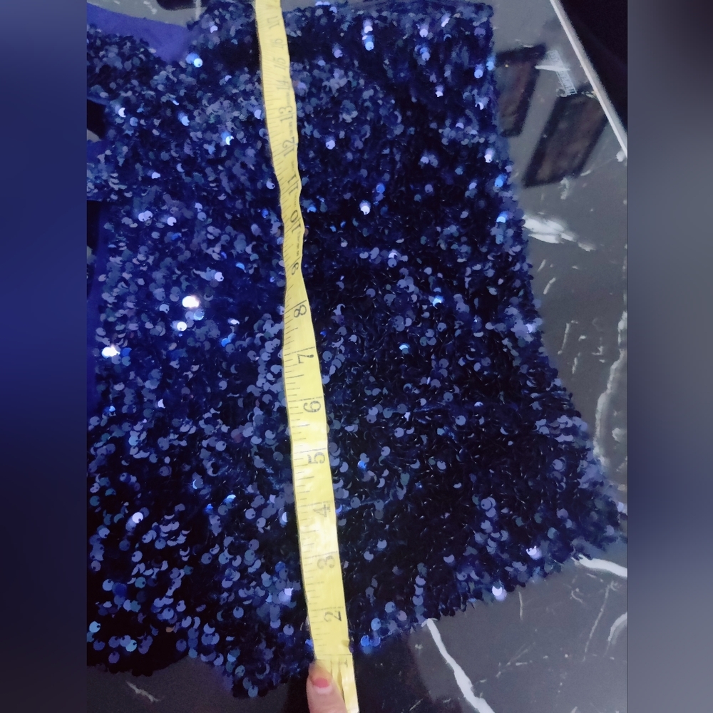 Free free free🤩 earring & maangtikka matching lehenga Used only onces - Picture 6 of 12